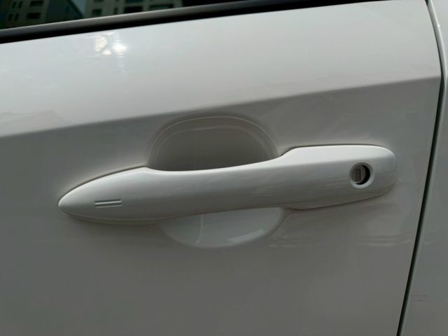 ALTIS GR Sport 數位儀表/GR Sport空力套件/盲點/IKEY免鑰匙/LED頭燈 原版件 新車保固中  第5張相片