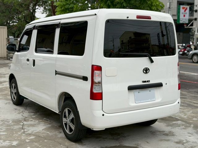 Town Ace 5人座TSS頂規版 原版件 新車保固中 車道偏離/胎壓偵測/怠速熄火/光感應頭燈  第6張相片