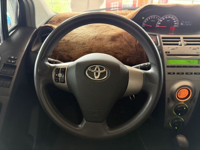 Yaris 1.5 G版 恆溫空調/方向盤快控/電折後視鏡 定期保養  第10張相片