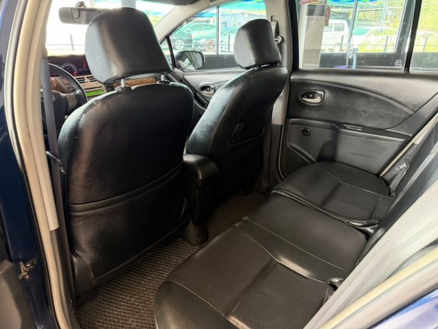 Yaris 1.5 G版 恆溫空調/方向盤快控/電折後視鏡 定期保養  第16張相片