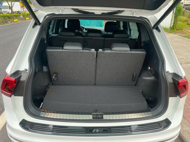 TIGUAN ALLSPACE 380TSI R-LINE ACC跟車/丹拿音響/環景影像/抬顯/全景天窗 原版件  第3張相片