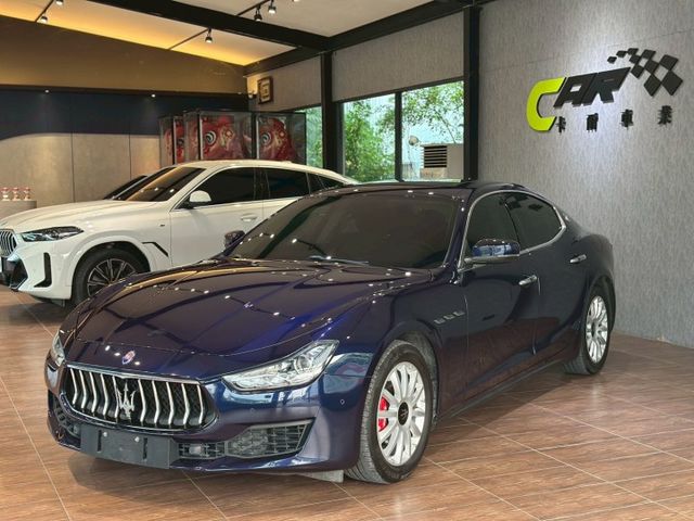 Ghibli 3.0 IKEY免鑰匙/恆溫空調/跑車時鐘/電動天窗/Carplay/紅色卡鉗 原版件 定期保養  第1張相片