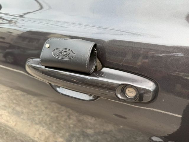 2022 Ford Focus Active 灰  第5張相片