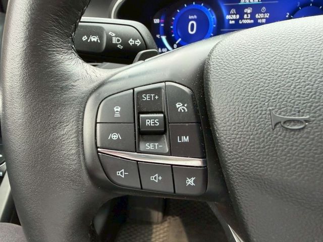 2022 Ford Focus Active 灰  第10張相片