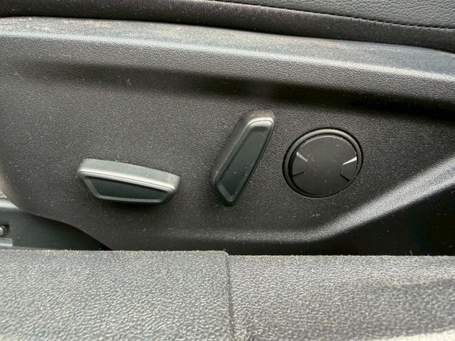 2022 Ford Focus Active 灰  第13張相片