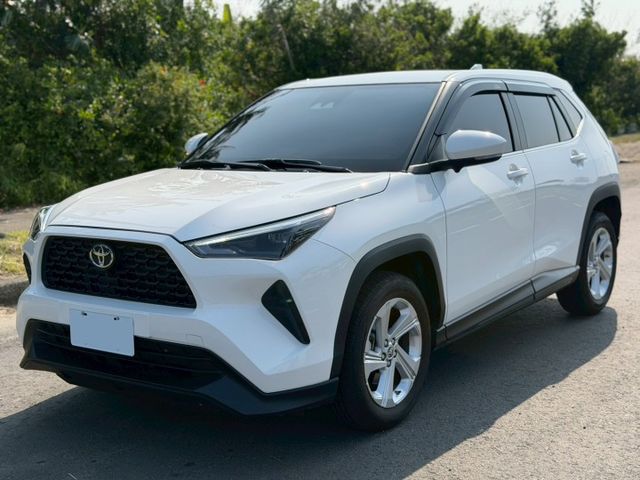 YARIS CROSS  第1張相片