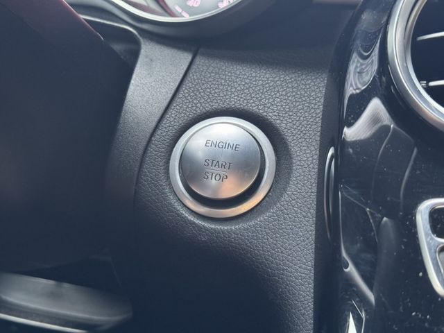 GLC250 SUV 4MATIC 23P跟車/車偏/車道維持/環景/電尾門/盲點 原版件 定期保養  第14張相片