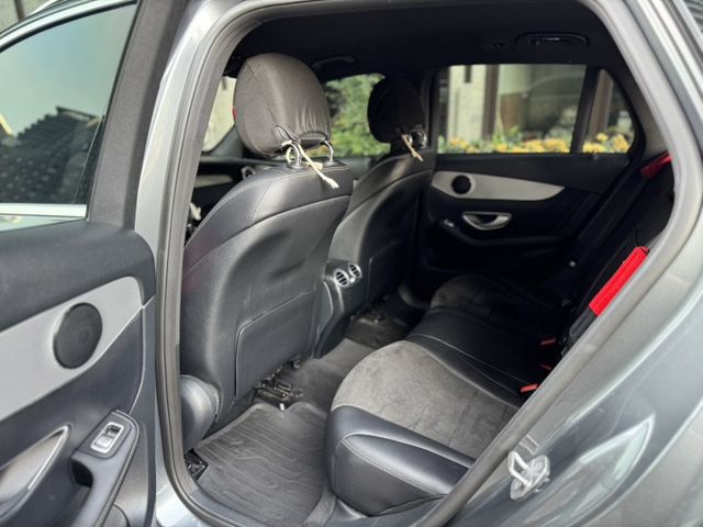 GLC250 SUV 4MATIC 23P跟車/車偏/車道維持/環景/電尾門/盲點 原版件 定期保養  第19張相片