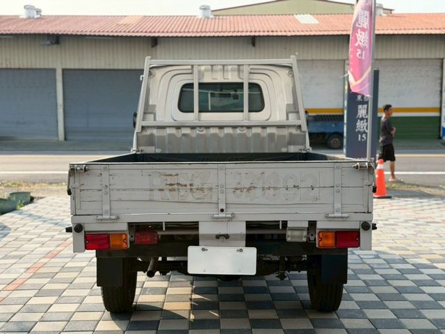 Town Ace 貨斗 胎壓偵測/怠速熄火/大燈高低調整 賺錢發財車 原版件 定期保養  第5張相片