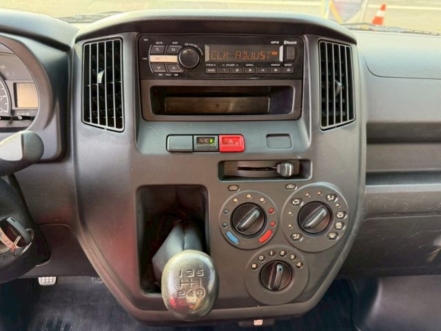 Town Ace 貨斗 胎壓偵測/怠速熄火/大燈高低調整 賺錢發財車 原版件 定期保養  第12張相片