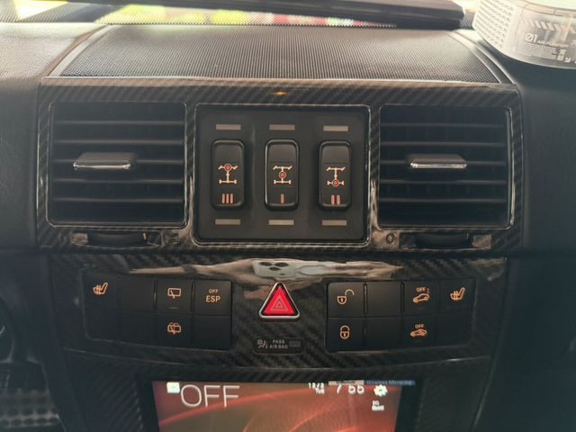 G-Class G500 63前包/加大寬體/手工排氣管閥門/黃色Brembo 前六後六 原版件 定期保養  第13張相片