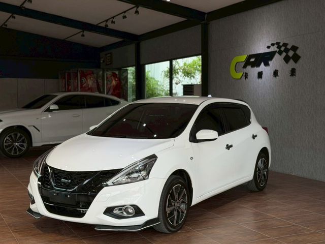 Tiida 5D旗艦版 IKEY免鑰匙/恆溫/安卓機/空力套件/尾翼/LED頭燈 原版件 定期原廠保養  第1張相片