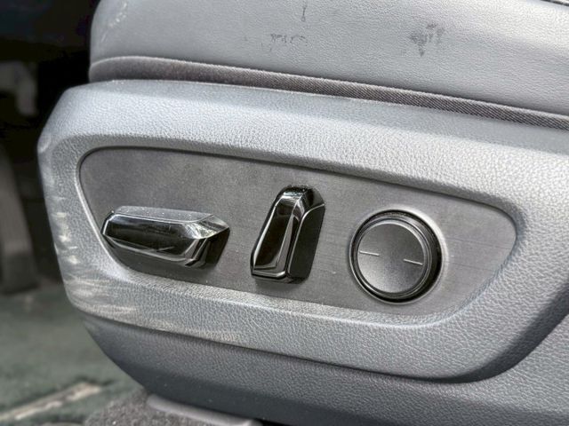 NX200豪華版 跟車/電尾門/電動椅/環景影像/加熱椅/電子後視鏡 原版件 定期保養 新車保固中  第10張相片