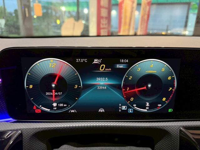 CLA 200 總代理 23P跟車/車偏/氣氛燈/雙液晶/LED頭燈 原版件 定期保養  第20張相片