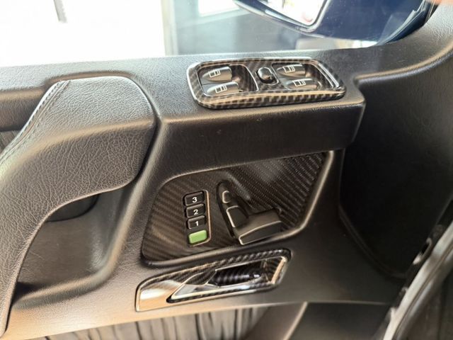G-Class G500 63前包/加大寬體/手工排氣管閥門/黃色Brembo 前六後六 原版件 定期保養  第9張相片