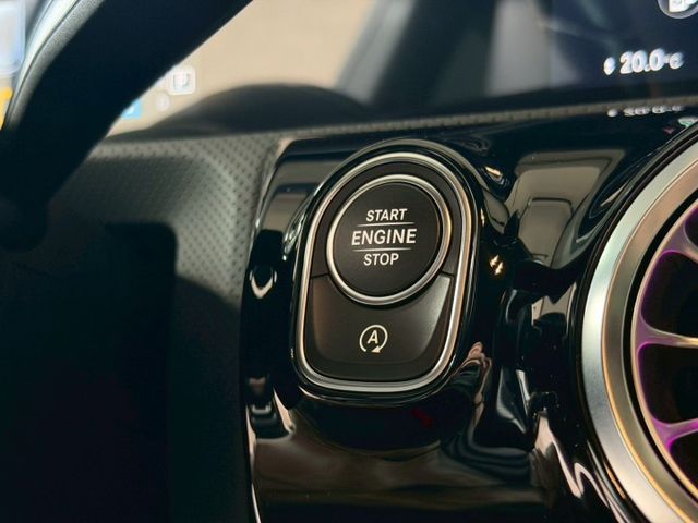 A180 5D運動版 23p跟車/車道維持/Carplay/環景影像/盲點/AMG專屬套件  原版件 定期保養 已認證  第13張相片