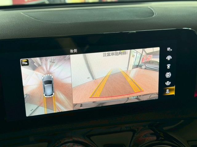 A180 5D運動版 23p跟車/車道維持/Carplay/環景影像/盲點/AMG專屬套件  原版件 定期保養 已認證  第14張相片