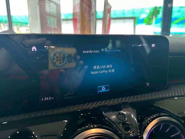 A180 5D 總代理 IKEY免鑰匙/盲點/氣氛燈/環景影像/電子後視鏡/自動停車 原版件 定期保養  第15張相片