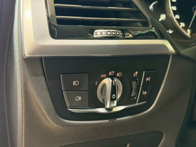 G02 X4 xDrive20i 德訂選配Hk音響/HUD抬顯/環景影像/10.25吋大螢幕定期原廠保養 已認證  第10張相片