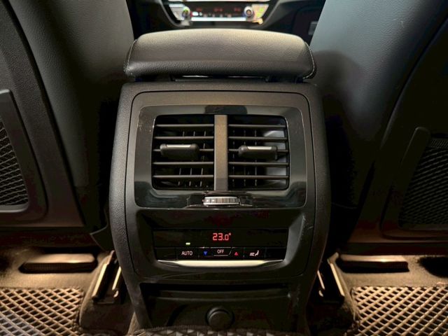 G02 X4 xDrive20i 德訂選配Hk音響/HUD抬顯/環景影像/10.25吋大螢幕定期原廠保養 已認證  第19張相片