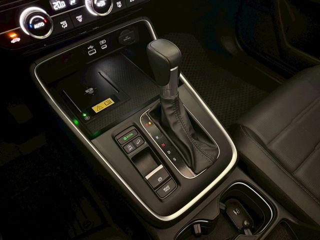 CR-V 1.5 Prestige 跟車/Bose音響/電尾門/盲點/環景/LED高低調整/原廠大包原版件 新車保固中  第13張相片