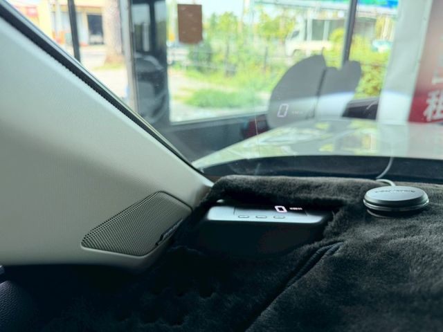 CR-V 1.5 Prestige 跟車/Bose音響/電尾門/盲點/環景/LED高低調整/原廠大包原版件 新車保固中  第14張相片