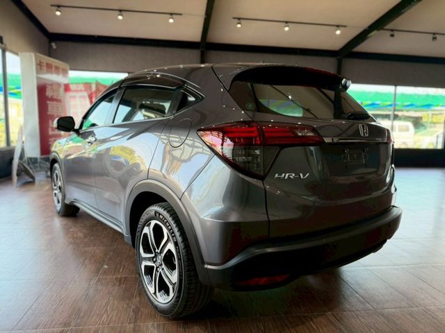 HR-V 1.8 VTi-S IKEY免鑰匙/恆溫/導航/胎壓偵測 定期保養 已認證  第3張相片