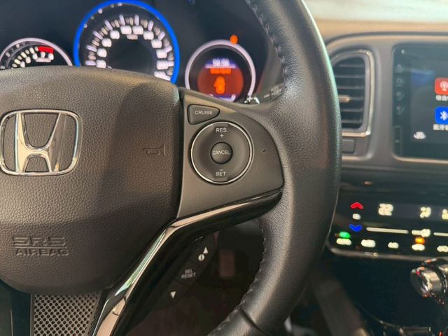 HR-V 1.8 VTi-S IKEY免鑰匙/恆溫/導航/胎壓偵測 定期保養 已認證  第12張相片