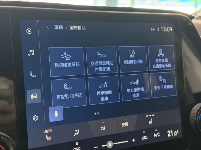 NX200豪華版 跟車/電尾門/電動椅/環景影像/加熱椅/電子後視鏡 原版件 定期保養 新車保固中  第15張相片