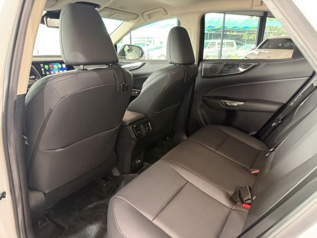 NX200豪華版 跟車/電尾門/電動椅/環景影像/加熱椅/電子後視鏡 原版件 定期保養 新車保固中  第19張相片