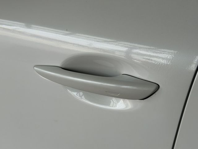 Mazda3 4D Signature BOSE音響/抬顯/盲點/跟車/車偏/環景影像 定期保養  第3張相片