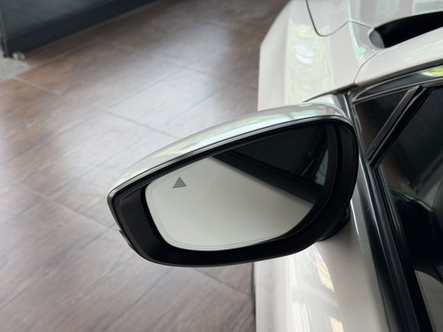 Mazda3 4D Signature BOSE音響/抬顯/盲點/跟車/車偏/環景影像 定期保養  第4張相片