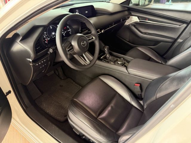 Mazda3 4D Signature BOSE音響/抬顯/盲點/跟車/車偏/環景影像 定期保養  第5張相片