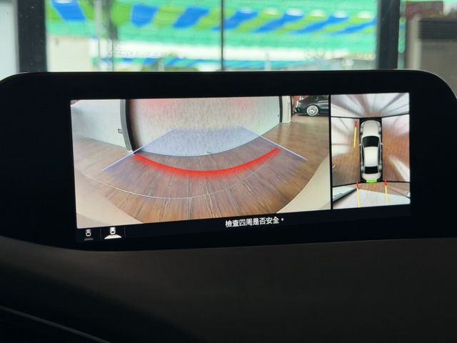 Mazda3 4D Signature BOSE音響/抬顯/盲點/跟車/車偏/環景影像 定期保養  第14張相片