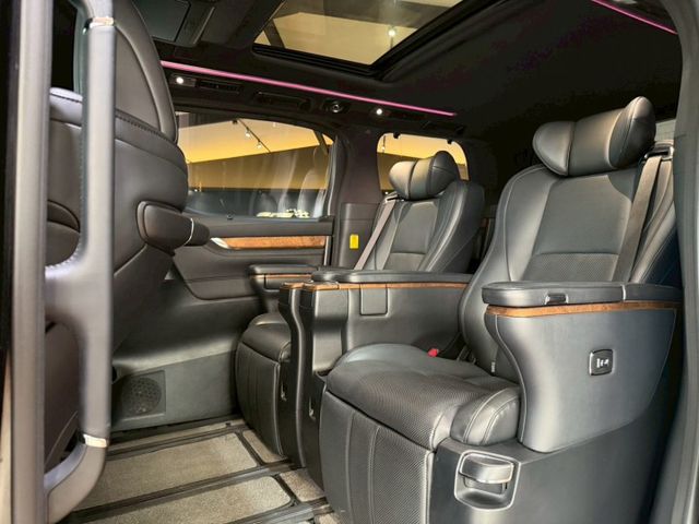 Alphard 3.5 JBL音響/電尾門/IKEY免鑰匙/後座冷熱通風椅/電動滑門 原版件 定期保養  第17張相片