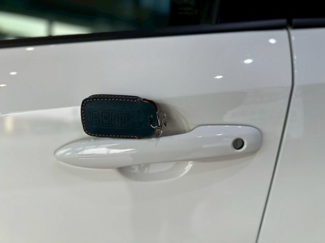 ALTIS GR Sport 數位儀表/GR Sport空力套件/盲點/IKEY免鑰匙/LED頭燈 原版件 新車保固中  第4張相片