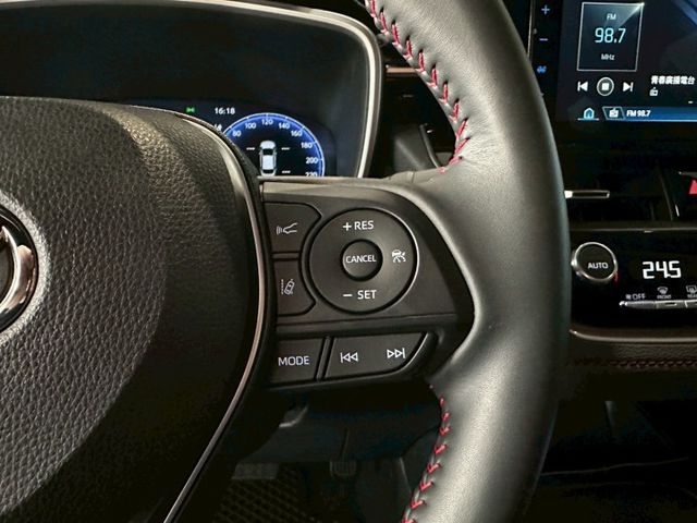 ALTIS GR Sport 數位儀表/GR Sport空力套件/盲點/IKEY免鑰匙/LED頭燈 原版件 新車保固中  第12張相片