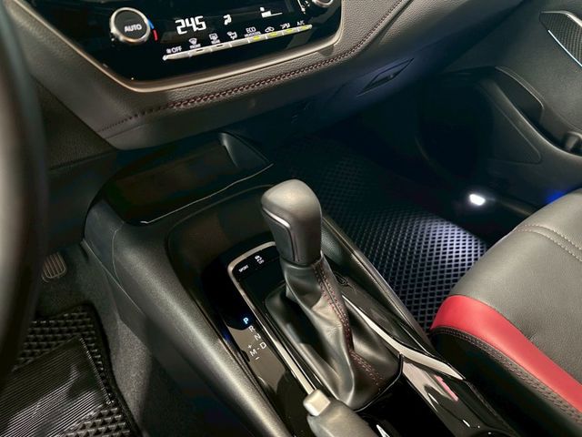 ALTIS GR Sport 數位儀表/GR Sport空力套件/盲點/IKEY免鑰匙/LED頭燈 原版件 新車保固中  第18張相片