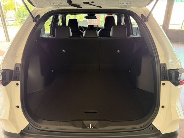 Yaris Cross 1.5享樂版 跟車/車偏/安卓機/環景影像/電子後視鏡 原版件 定期原廠保養 新車保固中  第6張相片