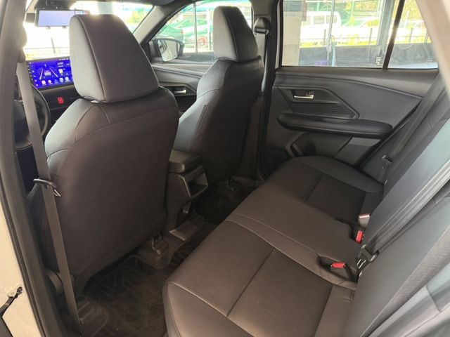 Yaris Cross 1.5享樂版 跟車/車偏/安卓機/環景影像/電子後視鏡 原版件 定期原廠保養 新車保固中  第19張相片