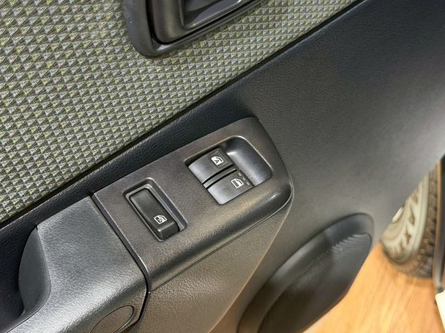 Town Ace 5人座TSS頂規版 原版件 新車保固中 車道偏離/胎壓偵測/怠速熄火/光感應頭燈  第10張相片