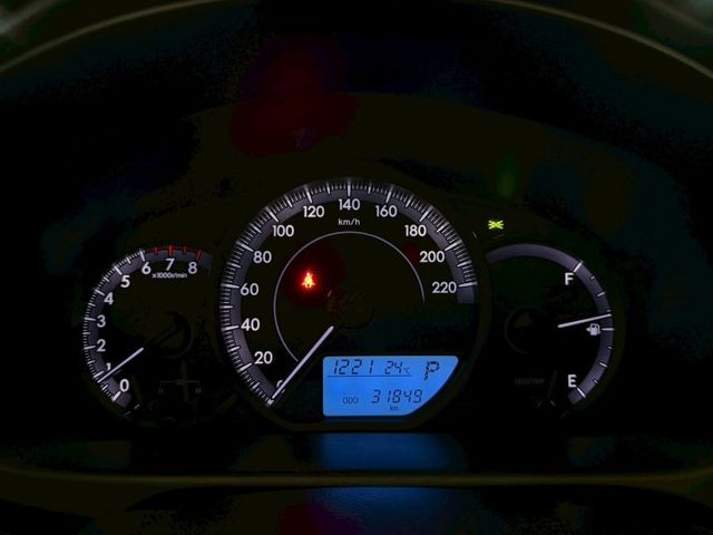 Yaris 1.5經典 安卓機/倒車影像/Carplay/倒車影像/電折後視鏡 原版件 定期原廠保養 已認證  第20張相片