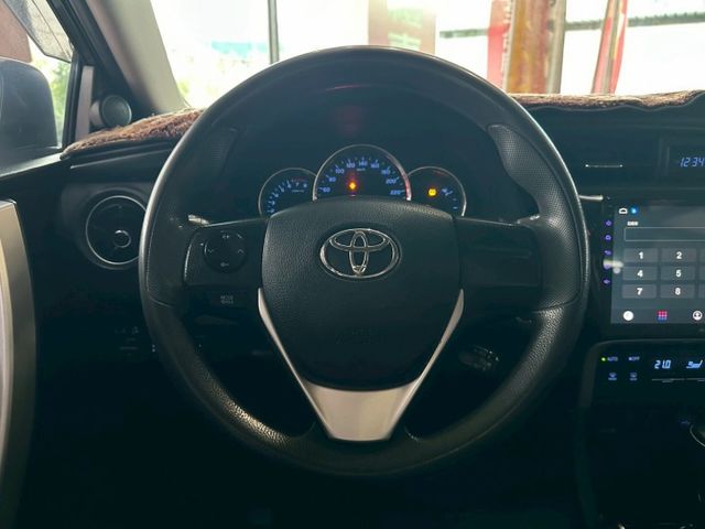 ALTIS 豪華版 IKEY免鑰匙/安卓機/恆溫空調/定速巡航/三環錶 定期保養  第8張相片