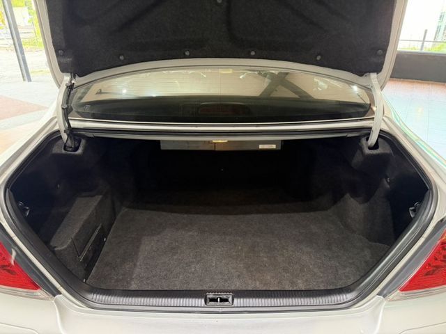 Camry 2.0 G版 電動座椅/電動天窗/後遮陽簾/恆溫空調/電折後視鏡 定期保養  第6張相片