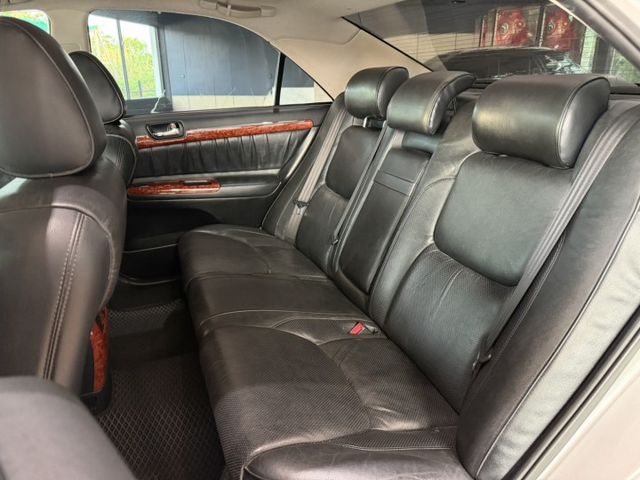 Camry 2.0 G版 電動座椅/電動天窗/後遮陽簾/恆溫空調/電折後視鏡 定期保養  第15張相片