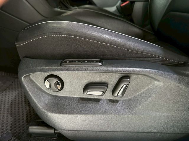 TIGUAN ALLSPACE 380TSI R-LINE ACC跟車/丹拿音響/環景影像/抬顯/全景天窗 原版件  第12張相片