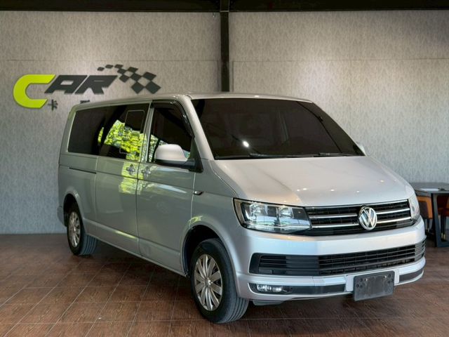 VW T6 CARAVELLE LWB手排 倒車雷達/恆溫空調/第三排座椅 原版件 稀有的商務車 定期保養已認證  第3張相片