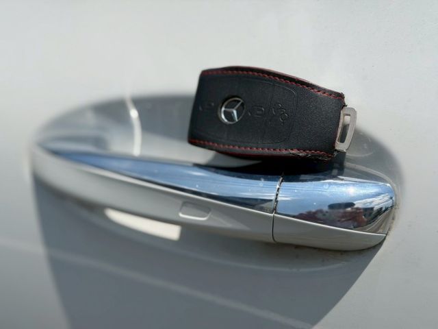GLA200 總代理 23P跟車/車偏/環景影像/電尾門/Carplay/雙液晶螢幕 原版件 定期保養  第4張相片