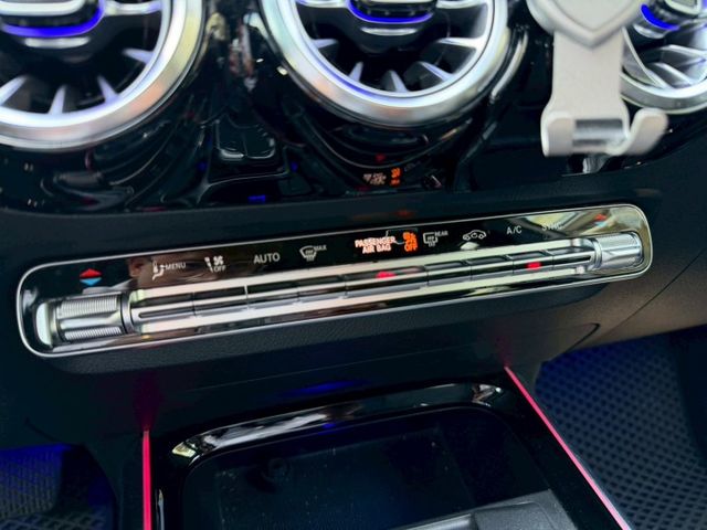 GLA200 總代理 23P跟車/車偏/環景影像/電尾門/Carplay/雙液晶螢幕 原版件 定期保養  第17張相片