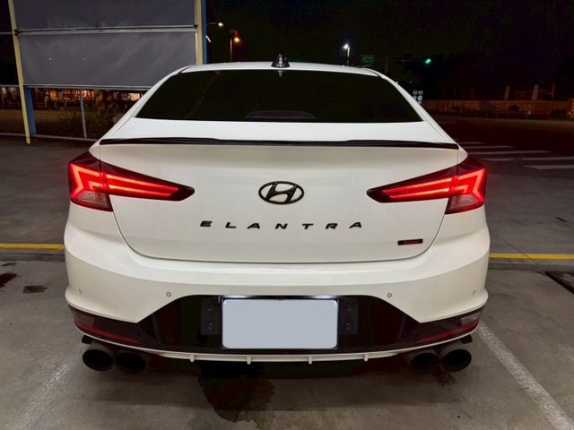 Elantra Sport 跟車/車偏/IKEY免鑰匙/環景影像/LED頭燈/安卓機/鋁圈/恆溫空調 原版件 定期保養  第4張相片